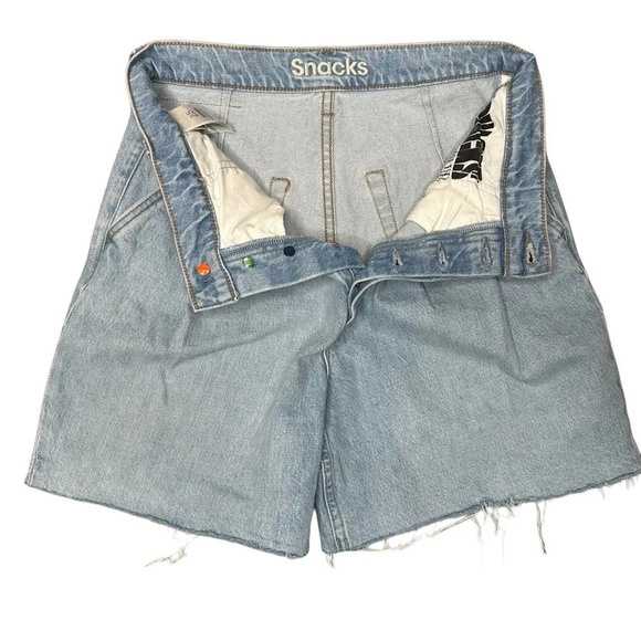 Mother Snacks Double Pleated Fun Dip Short Fray Denim Shorts. Sz: 25 - Picture 10 of 13
